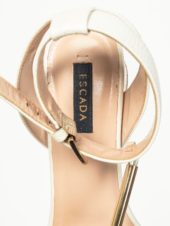 Escada SS14 White & Brown Snakeskin-Embossed T-Strap Mirror-Heel Sandals - Picture 9 of 10